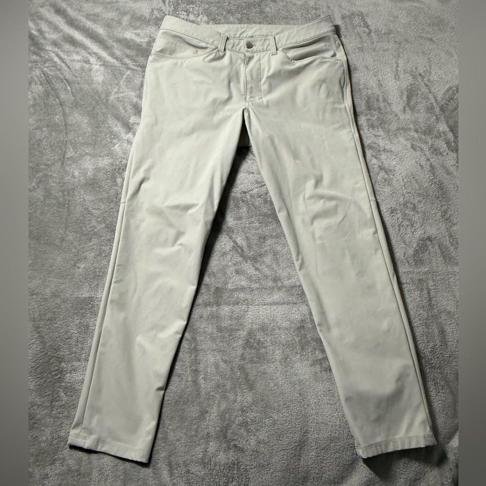 Lululemon 5-Pocket Performance ABC Jean Style Tech Pants Men's 32x30 Gray Golf